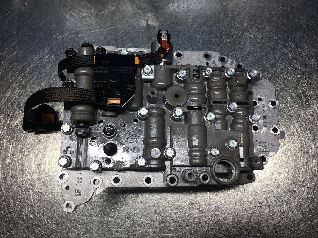 K2500 A4CF1 Transmission Valve Body OEM NO 4621023000 4621023020 untuk suku cadang Hyundai Kia