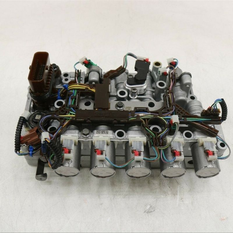 7KG Ford Escape EDGE Transmission Part 8F24 8F35 Valve Body Assembly dengan konsumsi