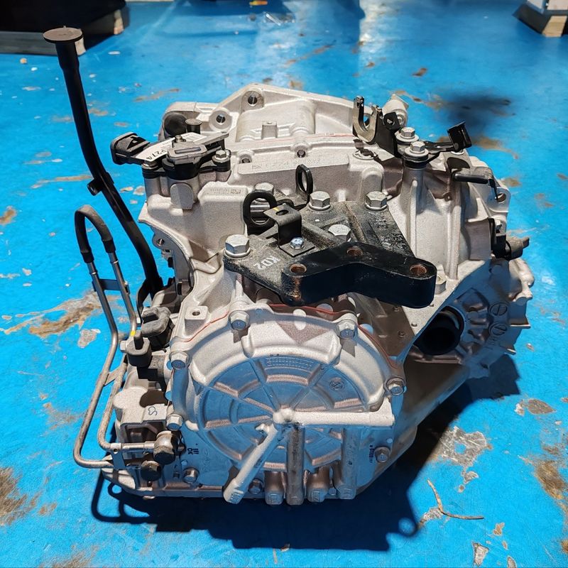 4500023100 Automotive Parts A4CF1 A4CF2 4-speed 1.4L 1.6L Transmission Gearbox untuk Hyundai Kia