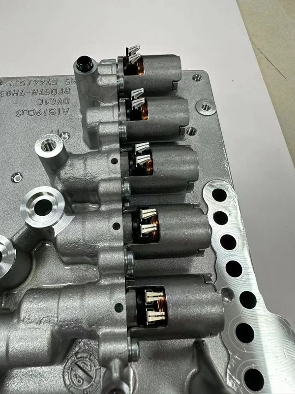 baru hapus MPS6 6DCT450 6DCT451 Komponen bodi katup tidak termasuk modul kontrol untuk Komponen bodi katup2006-2018 XC60 1.6T 2.0T