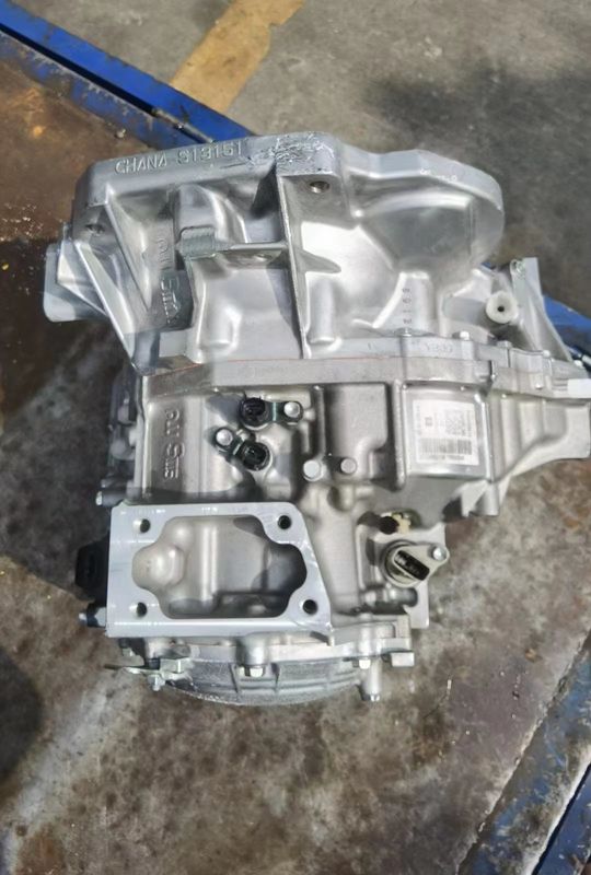 Diperbaiki U440E U442E 4 kecepatan transmisi otomatis 1500010-B01 untuk 2012-2016 CHANGAN CS35 1.6L 2WD