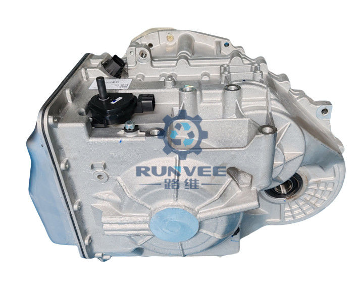 Transmisi 6 kecepatan DSI5F5F6 M11 assembly 1700100-T1500-A000000 untuk SWM 2017-2022 X7 G01 G05 1.5T